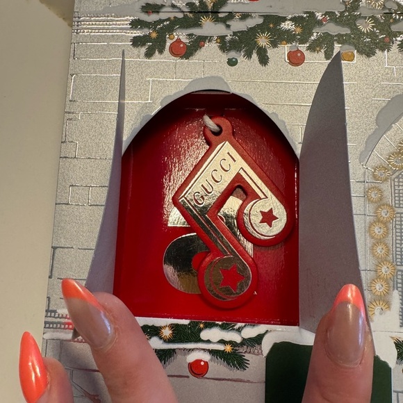 Gucci 2024 Holiday Ornament Advent Calendar - Picture 6 of 9